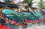 Festes del barri dels Caputxins de Vic: grafittis a Can Pau Raba 