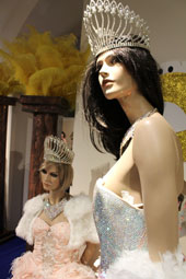 Exposició 30 anys de la Reina del Carnaval de Sitges 