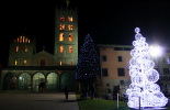 Cercavila de tions i encesa dels llums de Nadal a Ripoll 