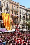 Festes de Santa Tecla a Tarragona: 1a jornada castellera L'intent de quatre de nou sense folre de la Vella de Valls en el moment de fer llenya.