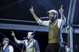 Les millors fotos de la setmana de Nació Digital   Concert de Juan Luis Guerra al Festival Internacional Música de Cambrils. </br> Foto: Joaquim Bartolomé