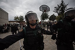 Referèndum 1-O: càrregues policials a Girona 