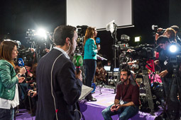 Eleccions andaluses 2015 Periodistes preparats per connectar en directe des de la seu de Podemos, al Teatre Salvador Tàvora de Sevilla.