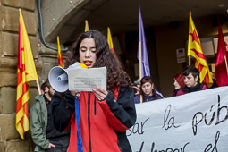 Manifestació d'estudiants a Vic contra el 3+2 