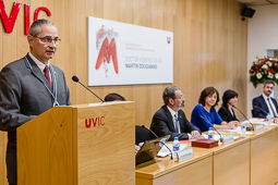 Martin Dougiamas investit Doctor Honoris Causa per la UVic-UCC 