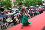 Festes del barri dels Caputxins de Vic: passarel·la de moda 