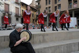 Festival de Música de Cantonigròs: cercavila dels grups de dansa (2013) 